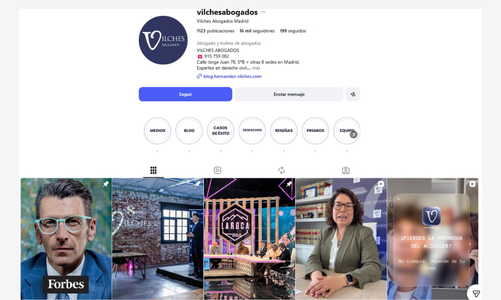 ejemplo de redes sociales abogados